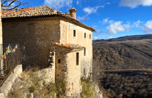 do you need a car to explore visit abruzzo italy